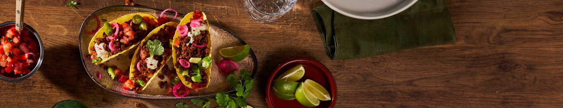 Header Bild: Rezept für Vegane no Hack Tacos, falls du das nächste Mal einlädst. Die schmecken allen!